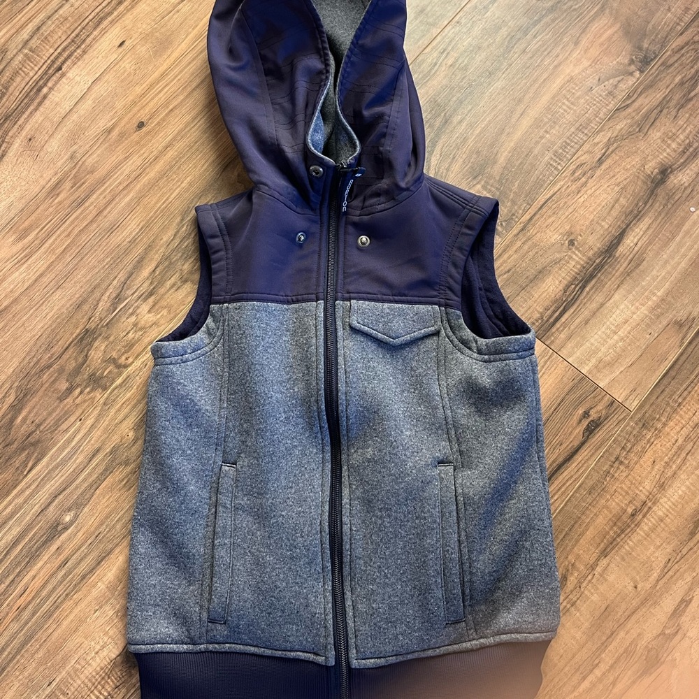 Girl’s Burton Vest
